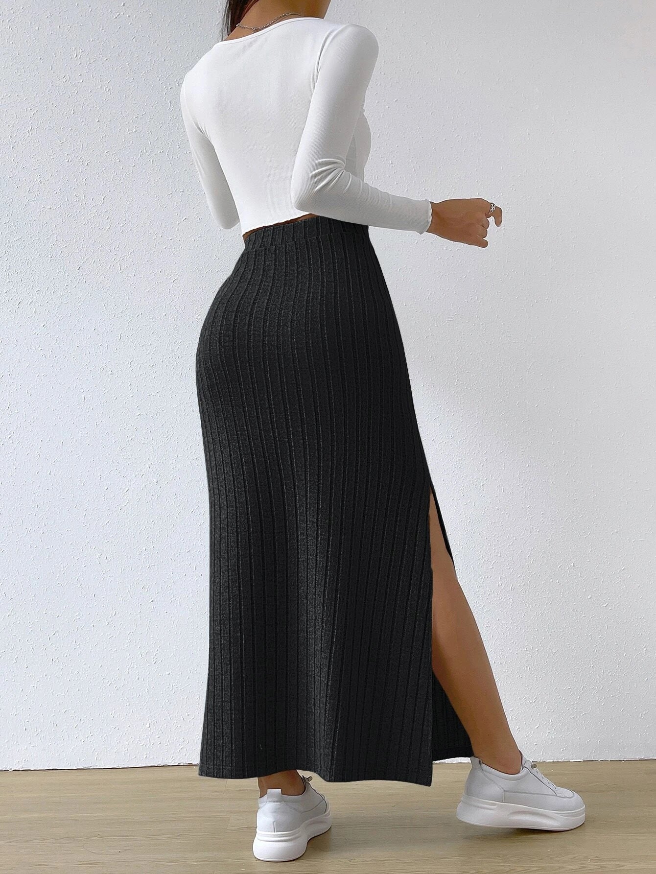 High Waist Knit Maxi Skirt with Side Slit Slim Fit Spring Long Skirt for Women