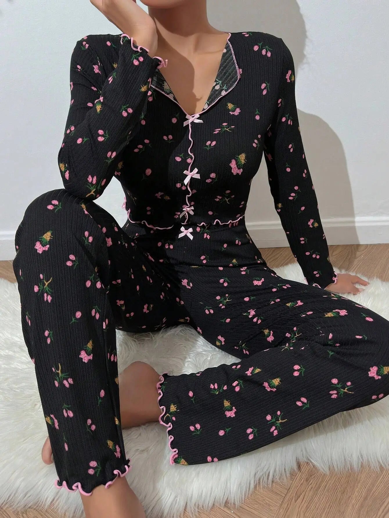 Floral Ribbed Pajama Set – Long Sleeve V-Neck Two-Piece Sleepwear
